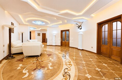 6-otaqlı yeni tikili, Nizami m., 555 m²