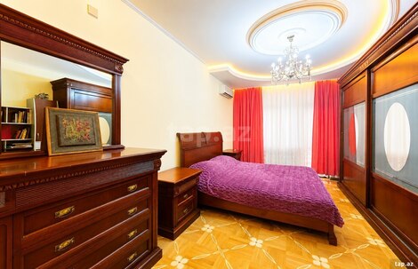6-otaqlı yeni tikili, Nizami m., 555 m²