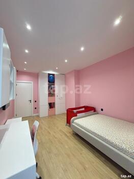 4-otaqlı yeni tikili, Əbdürrəhman bəy Haqverdiyev küç., 185 m²