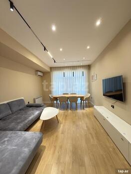 4-otaqlı yeni tikili, Əbdürrəhman bəy Haqverdiyev küç., 185 m²
