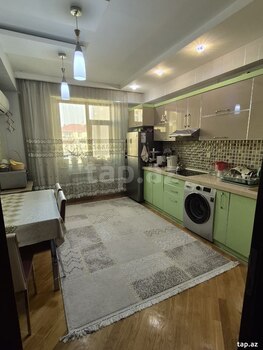 2-otaqlı yeni tikili, Qurtuluş 93 küç., 82 m²