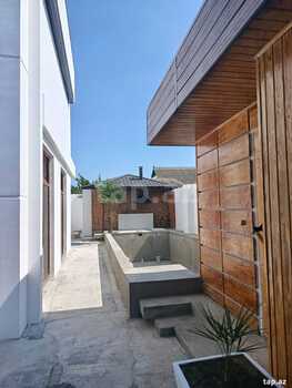 Həyət evi, Mustafa Topçubaşov küç.