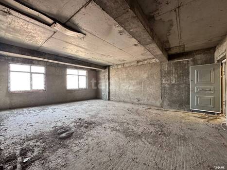 3-otaqlı yeni tikili, 8 Noyabr m., 140 m²