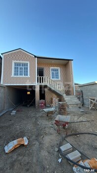 Həyət evi, Hökməli qəs.