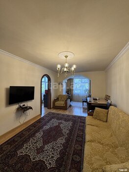 2-otaqlı mənzil, Elmlər Akademiyası m., 50 m²