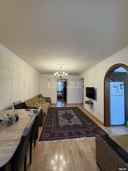 2-otaqlı mənzil, Elmlər Akademiyası m., 50 m²