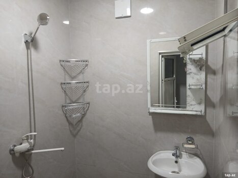 3-otaqlı mənzil kirayə verilir, Sülh küç., 70 m²