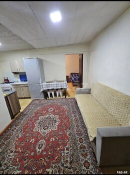 Həyət evi kirayə verilir, Balaxanı qəs.