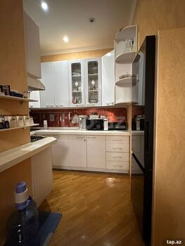 3-otaqlı yeni tikili, Moskva pr., 100 m²