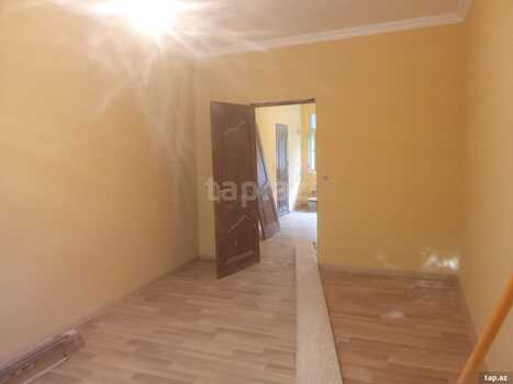 3-otaqlı mənzil, H.Seyidzadə küç., 105 m²