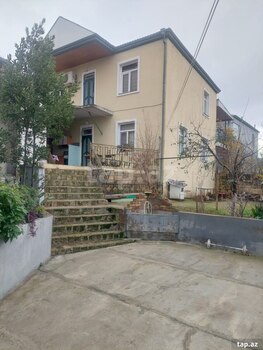 Həyət evi, Biləcəri qəs.