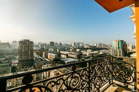 4-otaqlı yeni tikili kirayə verilir, Bakıxanov küç., 240 m²