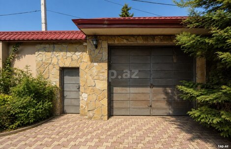 Bağ evi, Novxanı qəs.