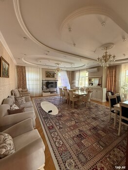 Villa, Fatmayı qəs.