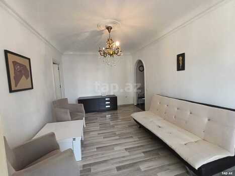 2-otaqlı mənzil, Qara Qarayev küç., 42 m²