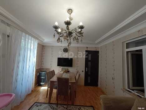 Həyət evi, İnşaatçılar m.