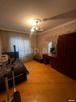 4-otaqlı mənzil, Məhəmməd Xiyabani küç., 120 m²