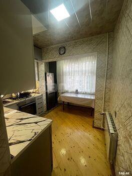 4-otaqlı mənzil, Məhəmməd Xiyabani küç., 120 m²