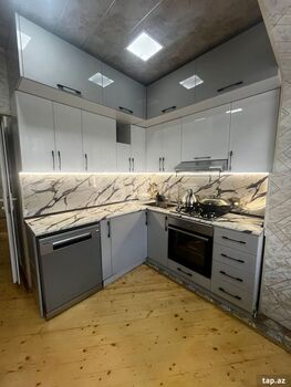 4-otaqlı mənzil, Məhəmməd Xiyabani küç., 120 m²