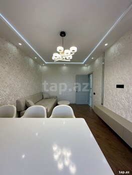 3-otaqlı mənzil, N. Tusi küç., 90 m²