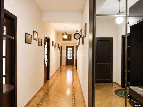 4-otaqlı yeni tikili, Xətai r., 137.4 m²