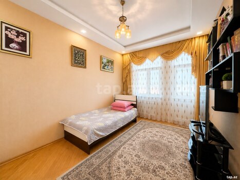 4-otaqlı yeni tikili, Xətai r., 137.4 m²
