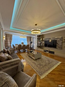 4-otaqlı yeni tikili, Həsən bəy Zərdabi küç., 152 m²