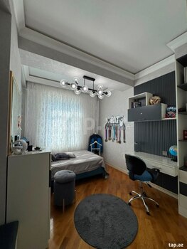 4-otaqlı yeni tikili, Həsən bəy Zərdabi küç., 152 m²