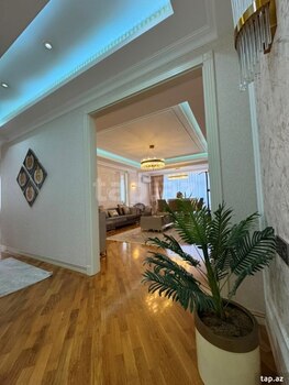 4-otaqlı yeni tikili, Həsən bəy Zərdabi küç., 152 m²