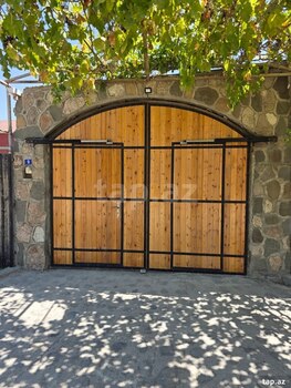 Həyət evi, Saray qəs.