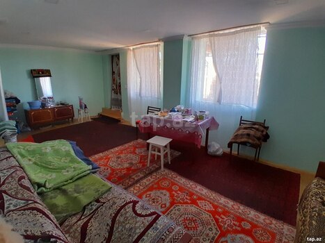 Həyət evi, Siyəzən r.