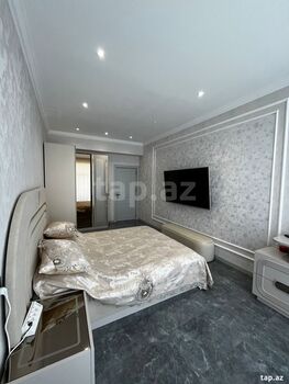 4-otaqlı yeni tikili, 8 Noyabr pr., 170 m²