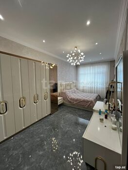 4-otaqlı yeni tikili, 8 Noyabr pr., 170 m²