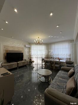 4-otaqlı yeni tikili, 8 Noyabr pr., 170 m²