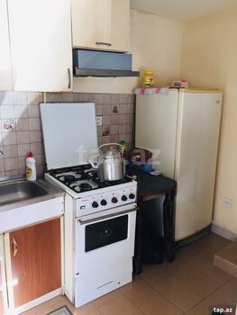 Həyət evi kirayə verilir, Babək pr.