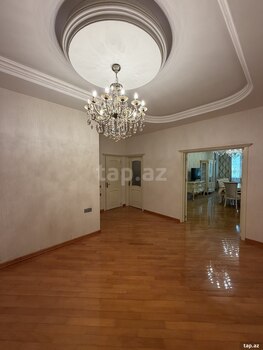 3-otaqlı yeni tikili, Xırdalan ş., 136 m²