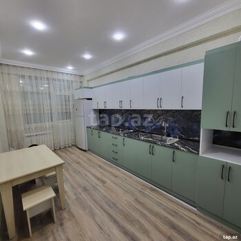4-otaqlı yeni tikili kirayə verilir, Gəncə ş., 160 m²