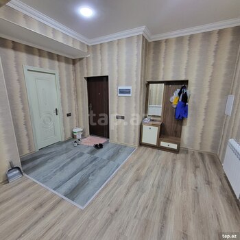 4-otaqlı yeni tikili kirayə verilir, Gəncə ş., 160 m²