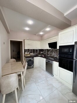 2-otaqlı yeni tikili, M.Əsədov küç., 78 m²