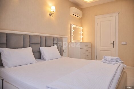 3-otaqlı yeni tikili kirayə verilir, Afiyəddin Cəlilov küç., 160 m²
