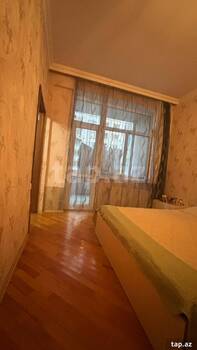4-otaqlı yeni tikili, 8 Noyabr m., 140 m²