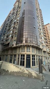 4-otaqlı yeni tikili, 8 Noyabr m., 140 m²