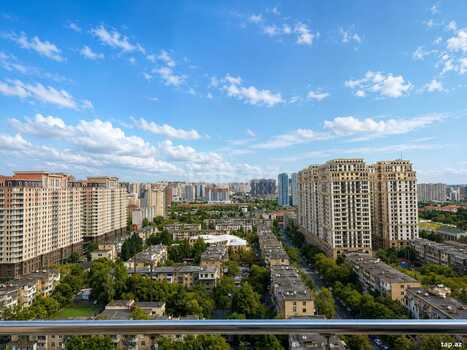 3-otaqlı yeni tikili kirayə verilir, Elmlər Akademiyası m., 146 m²
