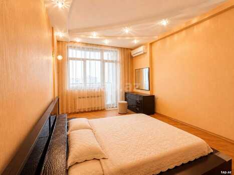 3-otaqlı yeni tikili kirayə verilir, Elmlər Akademiyası m., 146 m²