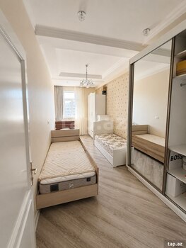 3-otaqlı yeni tikili kirayə verilir, Binəqədi r., 140 m²