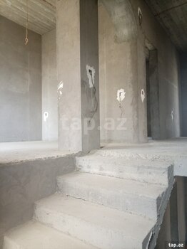 Villa, Babək pr.