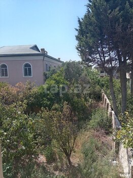 Villa, Babək pr.
