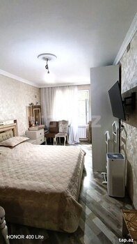3-otaqlı mənzil, D.Bunyadzadə küç, 26, 70 m²