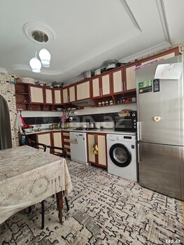 2-otaqlı yeni tikili, Qurtuluş küç. 93, 73 m²