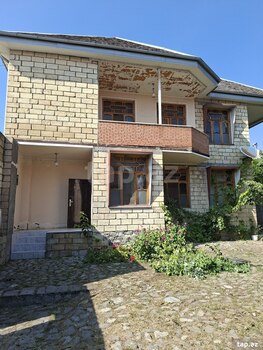 Həyət evi, Şəki ş.